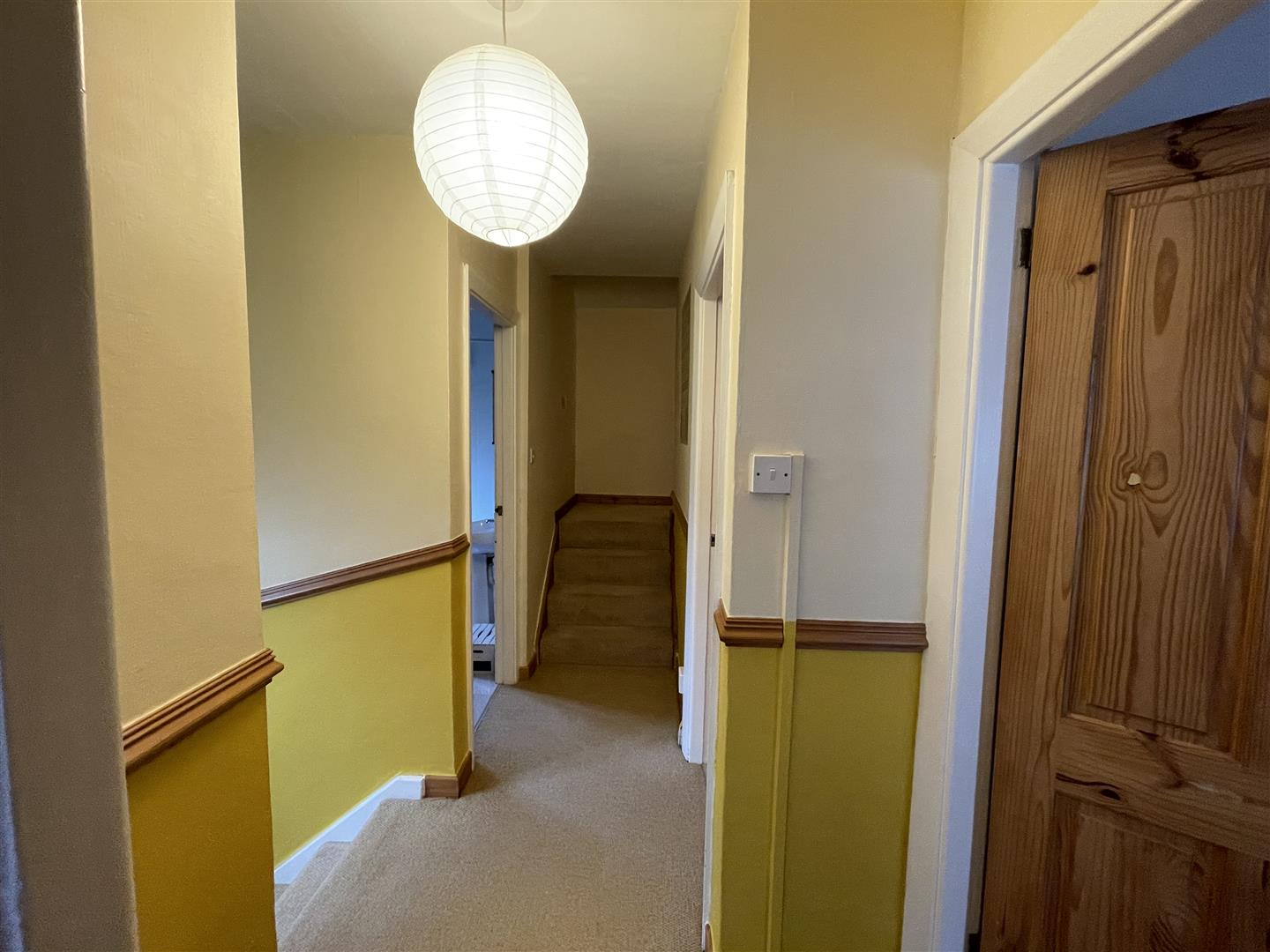 1ST FLOOR - LANDING